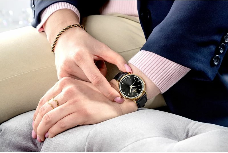 Orë dore femra Giewont GW5390-A4, e zezë