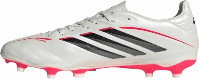 Atlete futbolli adidas, të zeza [Madhësia: 42]