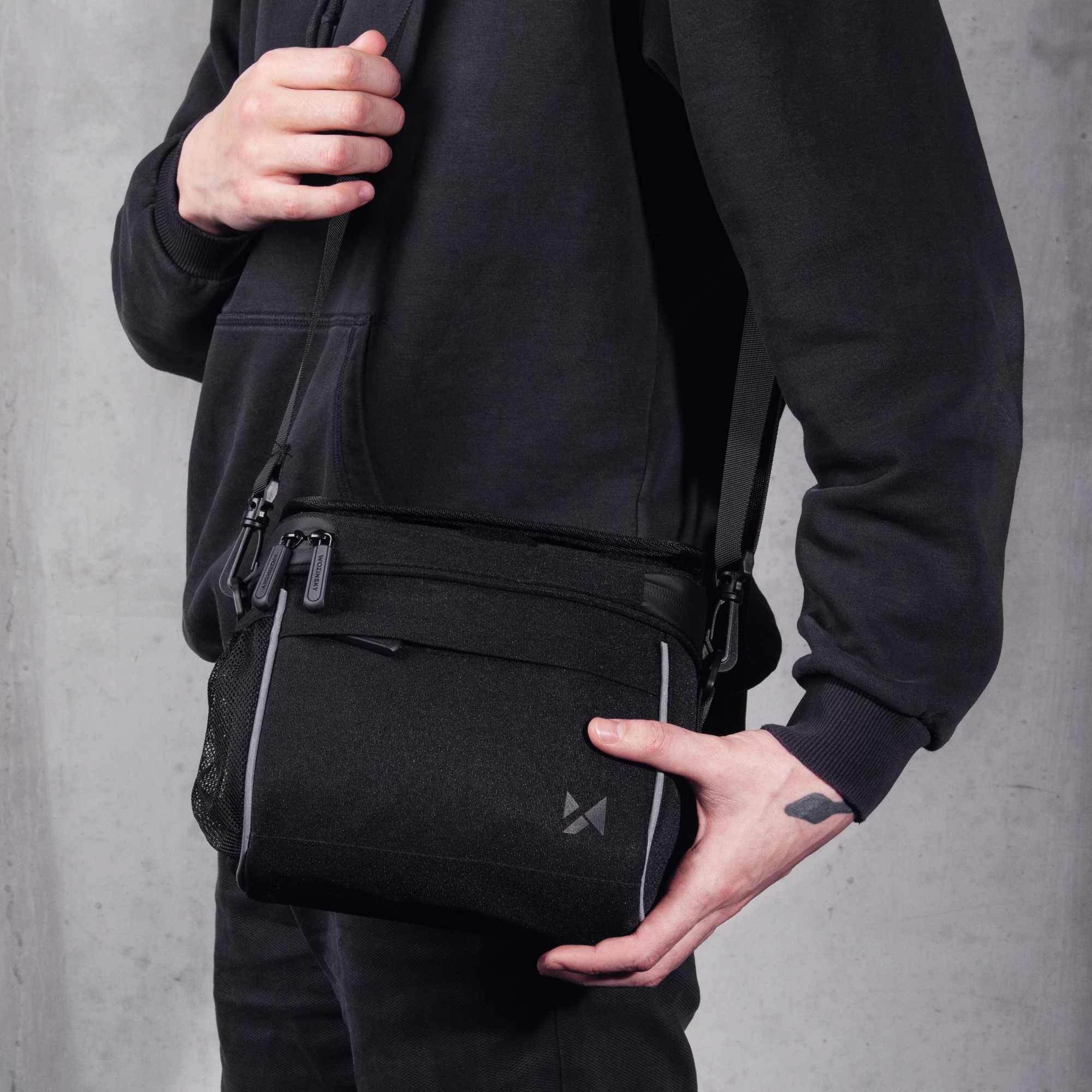 Çantë timoni/shpatulle për biçikletë Wozinsky WBHBB-01, 4L, e zezë