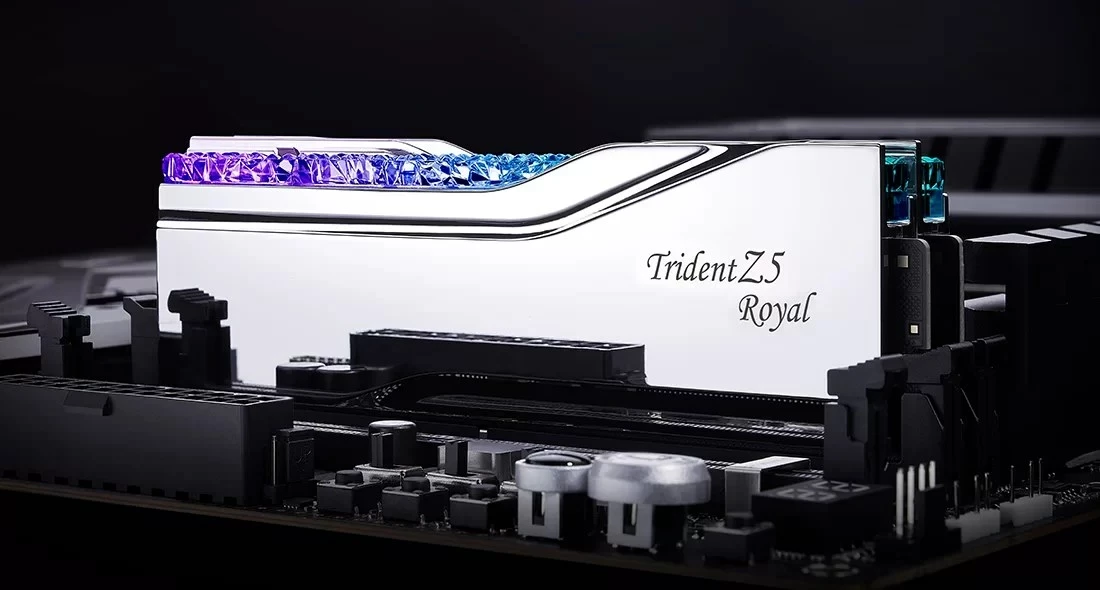 RAM Memorje G.SKILL TRIDENT Z5 ROYAL RGB DDR5 2X16GB 6000MHZ CL28-36