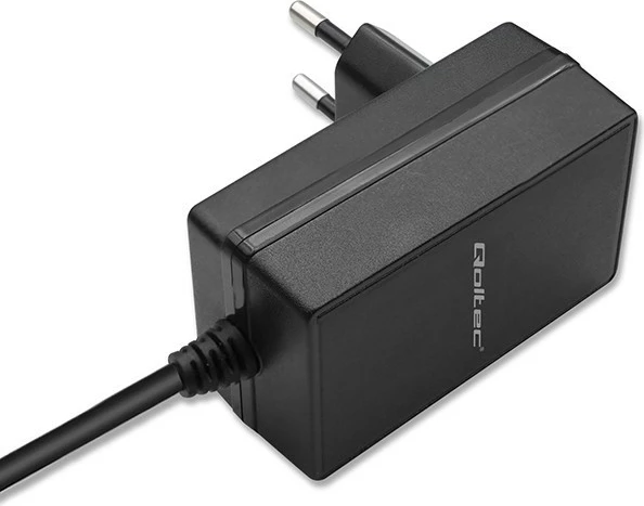 Karikues mur Qoltec 51830 për Raspberry Pi 5, USB-C, 27W, i zi