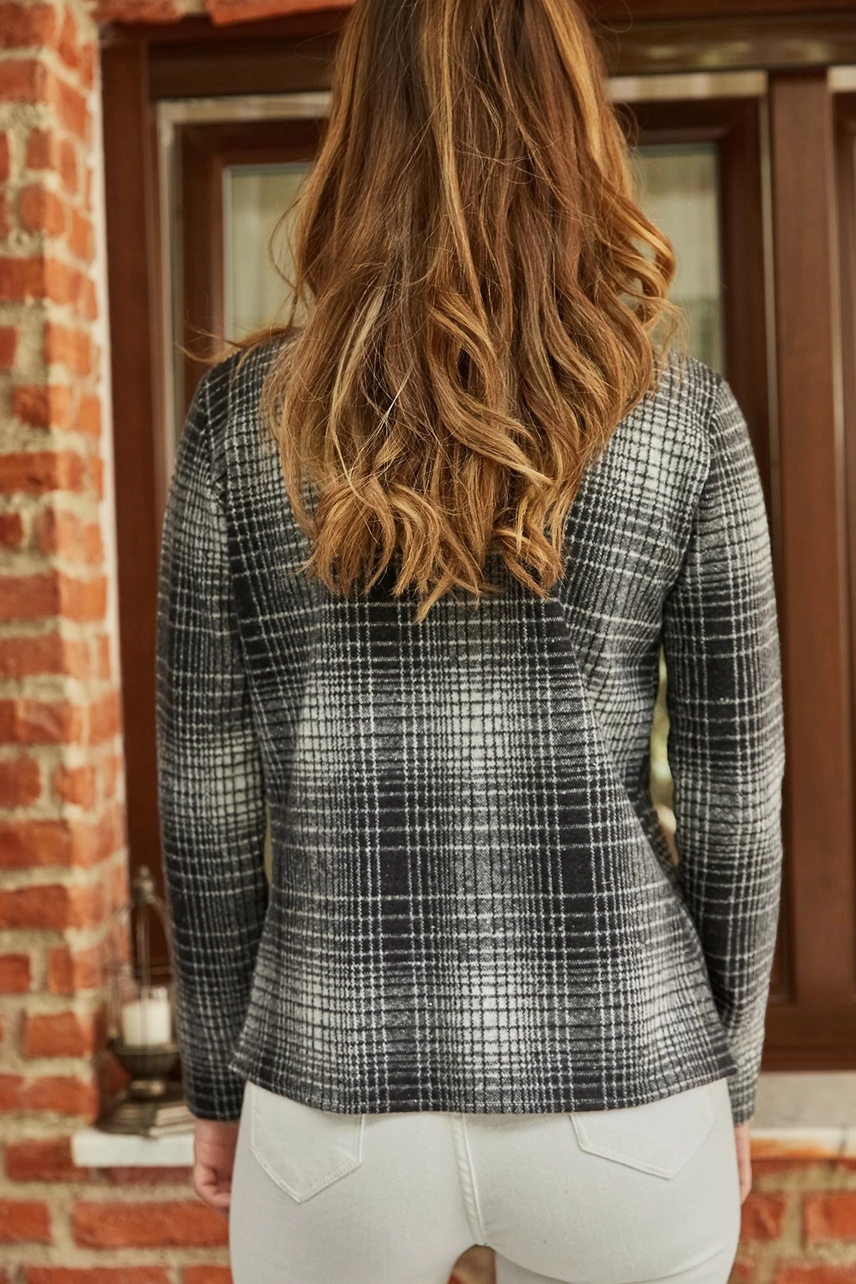 Xhaketë grash Jumeon, X2035, e zezë