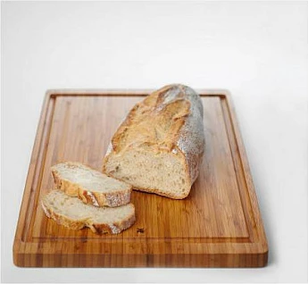 Dërrasë prerjeje WMF 18.8688.9990, bambu, 300x450 mm, me kanal lëngjesh, bambu