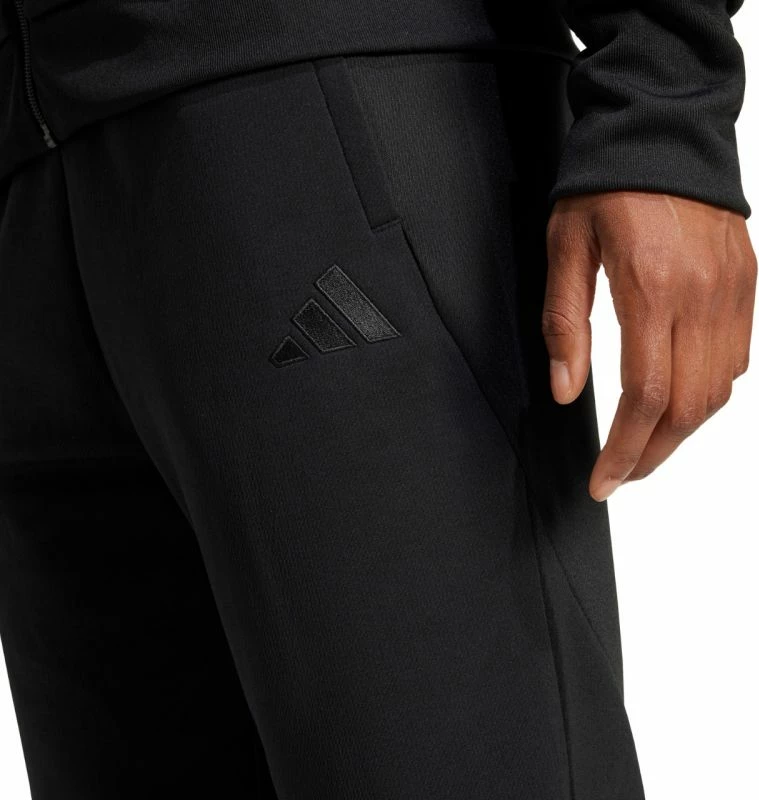 Pantallona sportive për femra adidas, të zeza