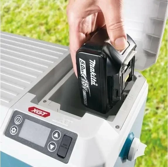 Ftohës-ngrohës portativ Makita CW003GZ01 7 L 18V/40V XGT/230V, blu