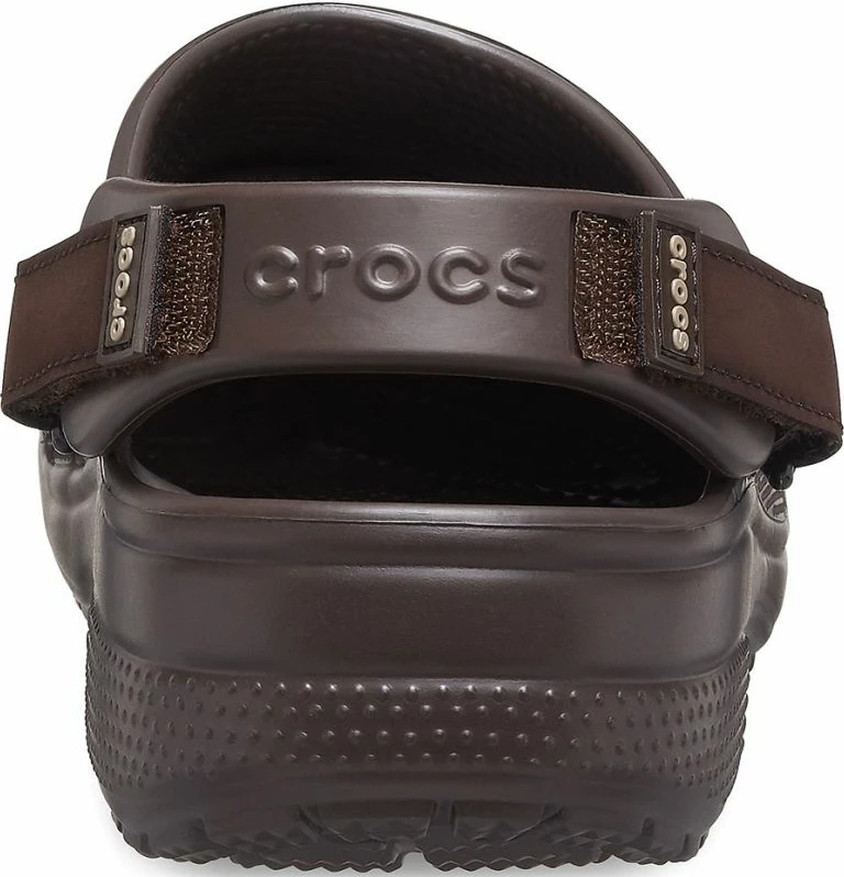 Këpucë Crocs për meshkuj, ngjyrë kafe