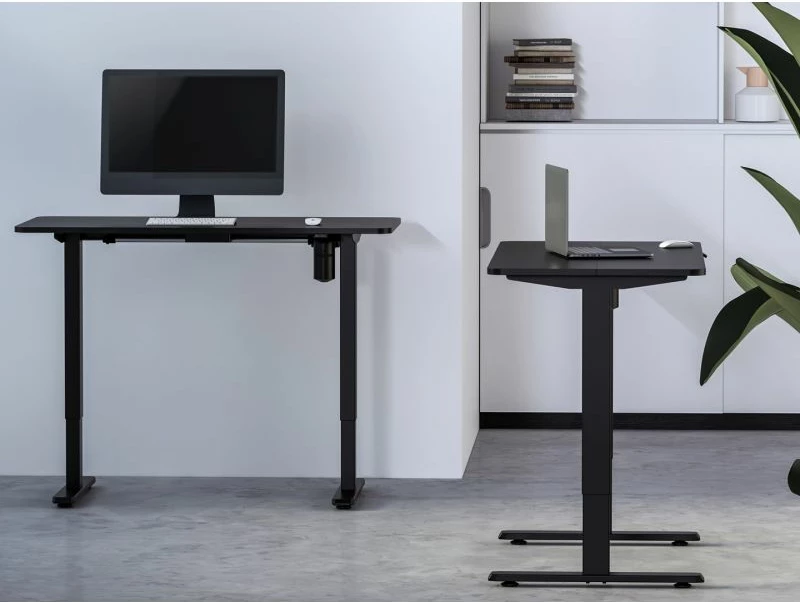 Tavolinë elektrike zyre EQUIP, e zezë