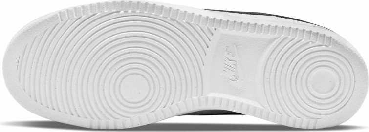 Atlete për meshkuj Nike, të bardha