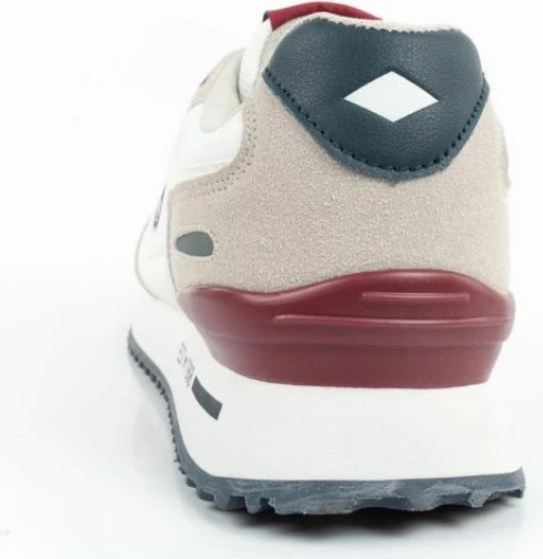 Atlete për meshkuj Lee Cooper, të bardha