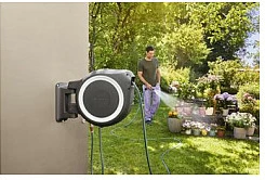 Kasetë muri GARDENA RollUp, automatike, 25m, e zezë/gri