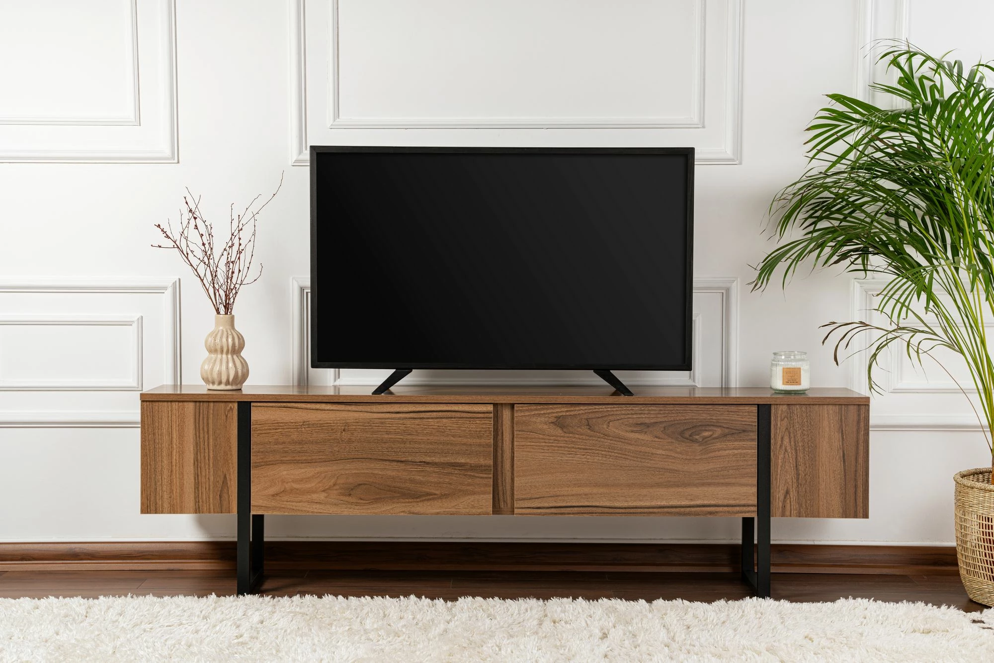 Komodë TV Nordure, ngjyrë arrë, e zezë, Serenity