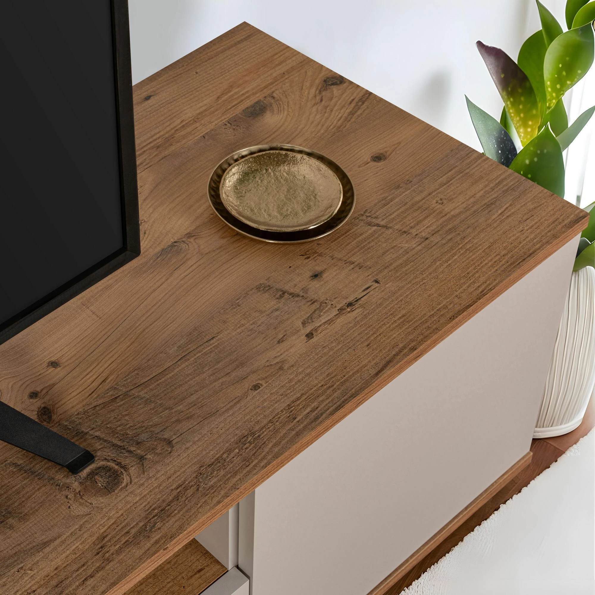 Komodë TV Skye Decor, Veramont, ngjyrë cashmere dhe Atlantic Pine