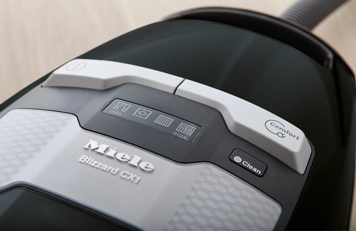 Fshesë me korrent Miele Blizzard CX1, 890 W, e zezë