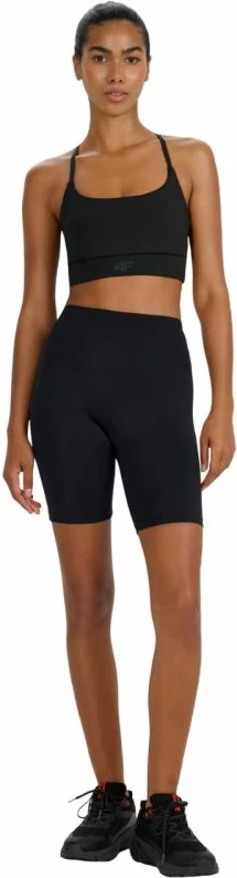 Shorce për femra 4F, të zeza