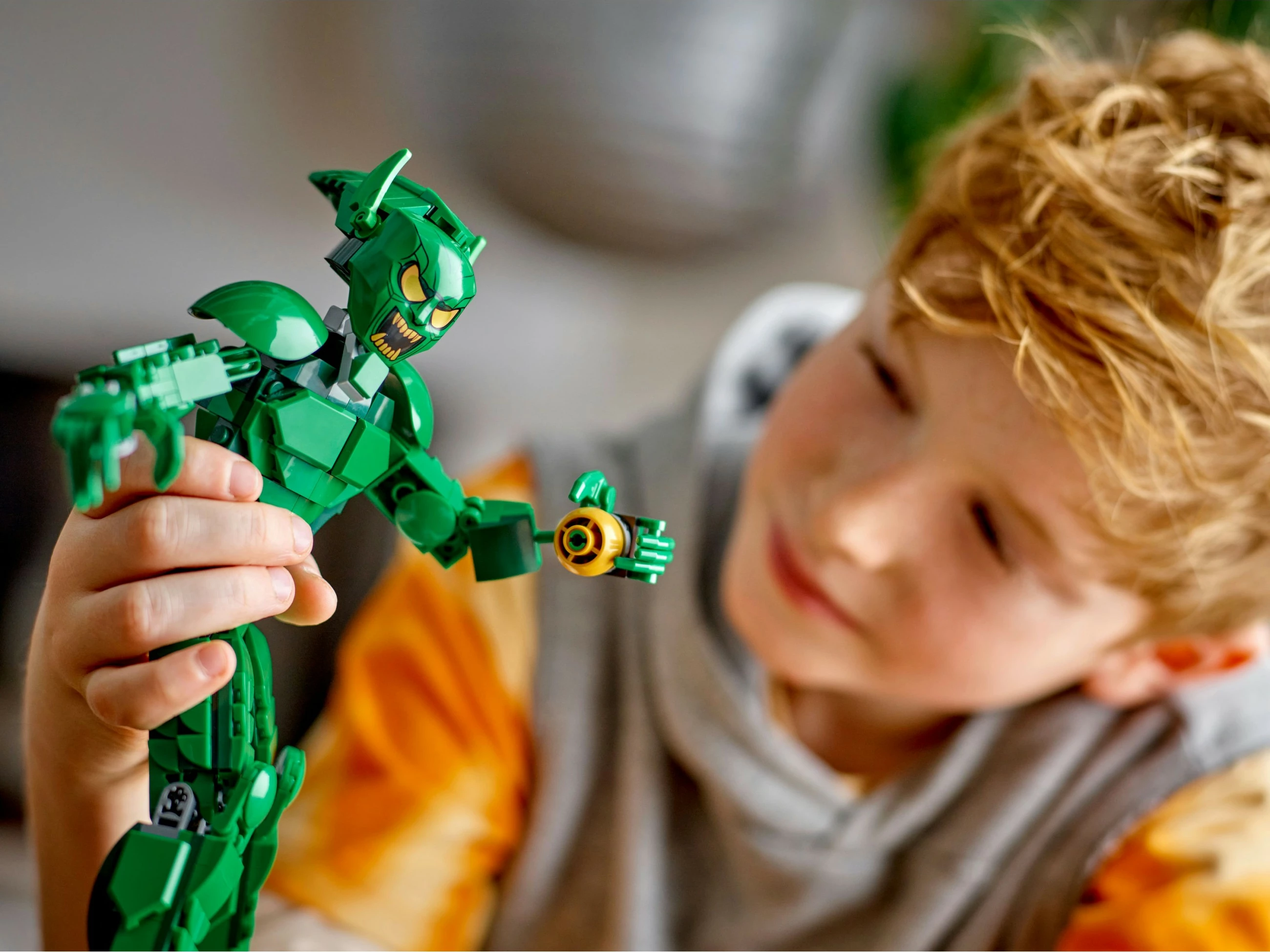 Set ndërtimi LEGO Marvel Green Goblin 76284, figurë ndërtuese, shumëngjyrëshe