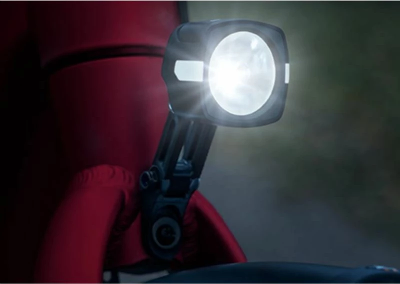 Dritë për biçikletë elektrike Sigma