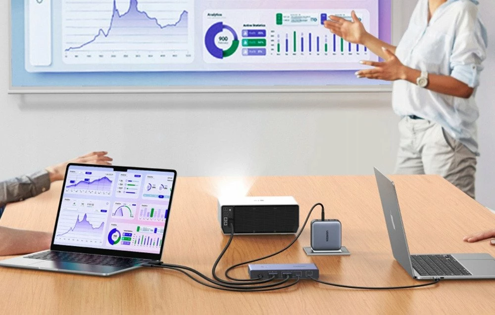 Switch KVM UGREEN CM731 2-në-1 USB-C + HDMI, 4K@60Hz, USB 3.0 5Gbps, PD 100W