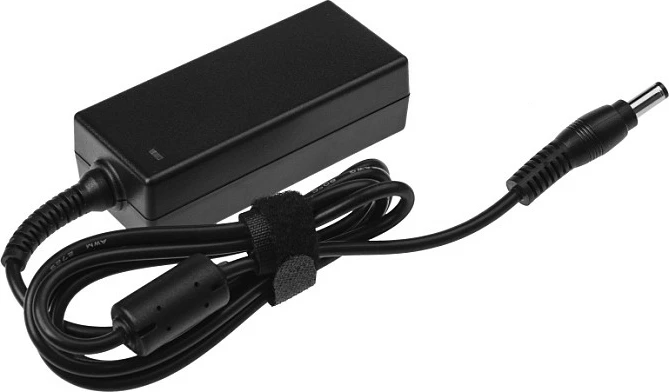Adapter rryme për laptop Green Cell PRO 19V 2.37A 45W, për Toshiba Satellite/Portege, i zi