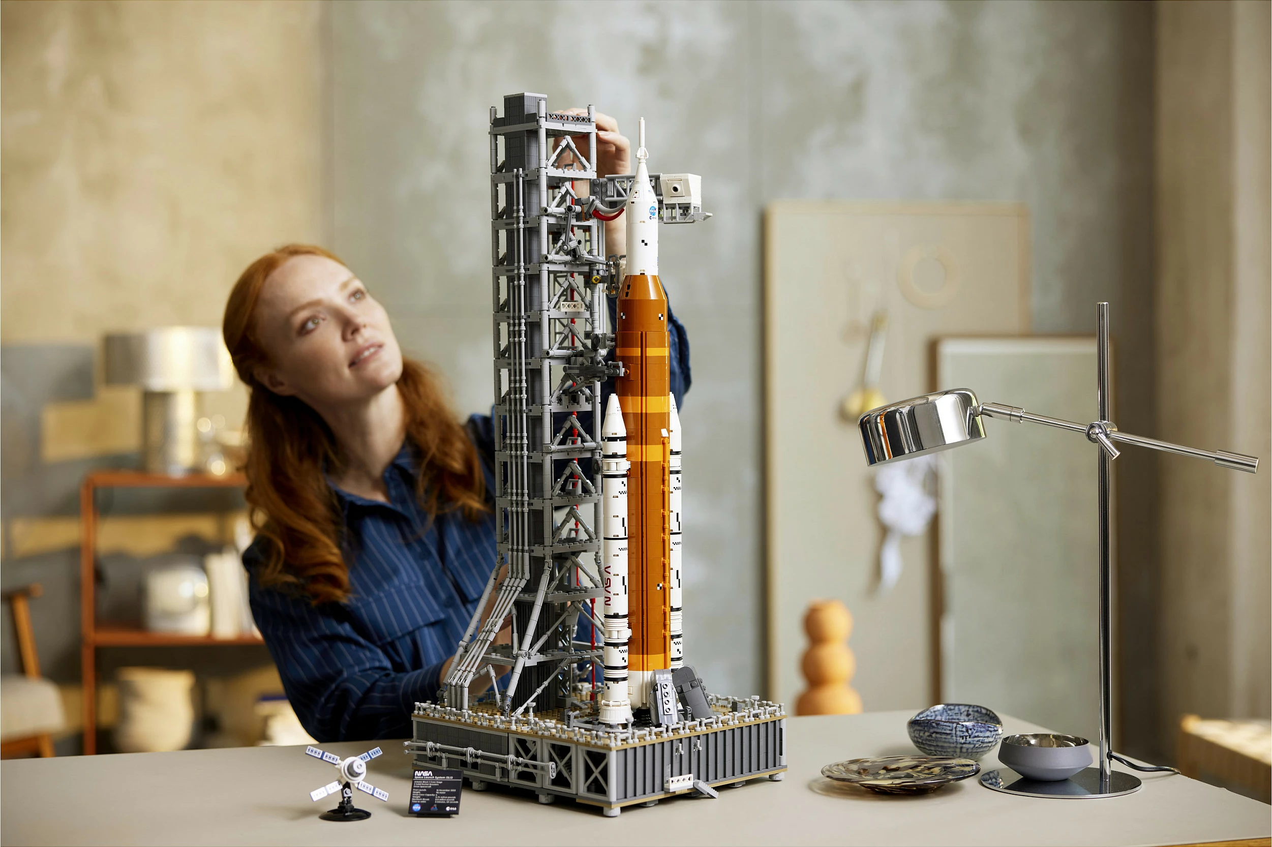 Set ndërtimi LEGO Icons NASA Artemis Space Launch System 10341, 3601 copë, multikolor