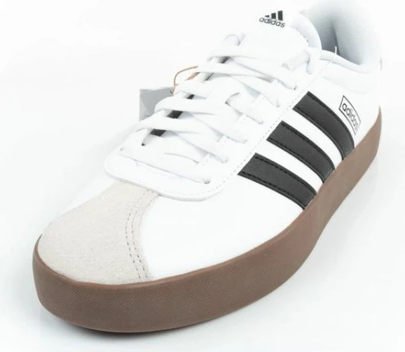 Këpucë për femra adidas, të bardha