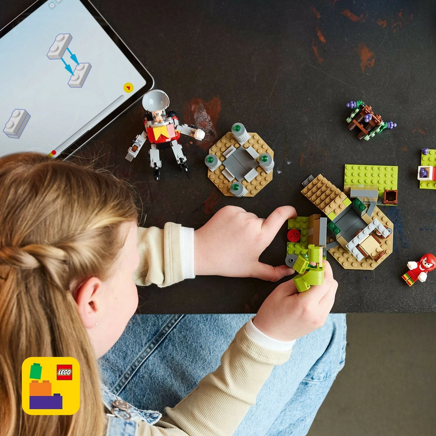 Set ndërtimi LEGO Sonic the Hedgehog 76998 Knuckles dhe Master Emerald, 325 pjesë, multikolor