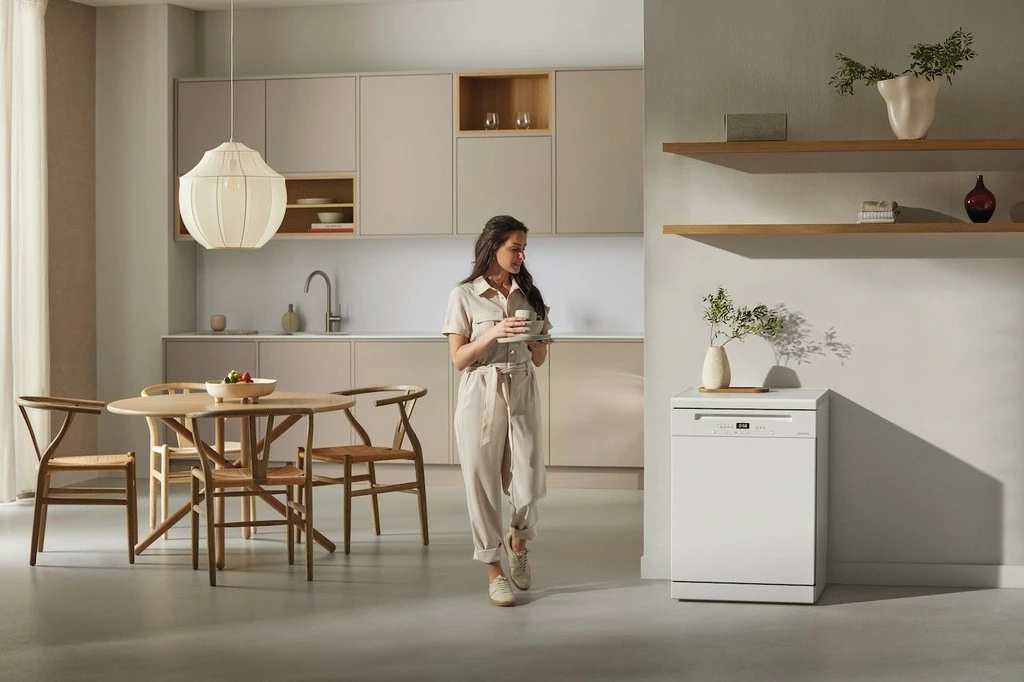 Lavastovilje Miele G 5811 SC Active Plus 14 servise e bardhë
