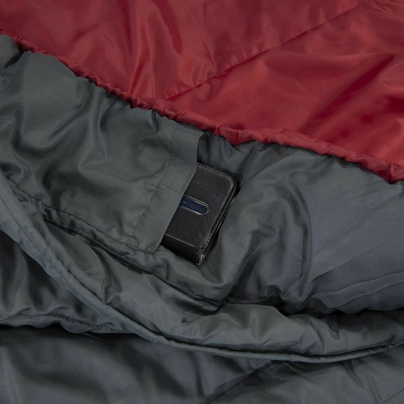 Thes gjumi High Peak, kuq e hiri