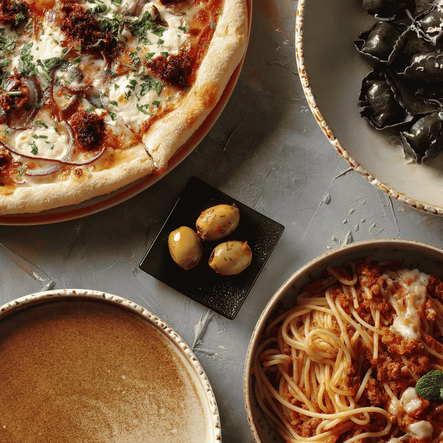 Pjatë fingerfood katrore Fine Dine Vetro 80x80mm, xham, e zezë, set 6 copë