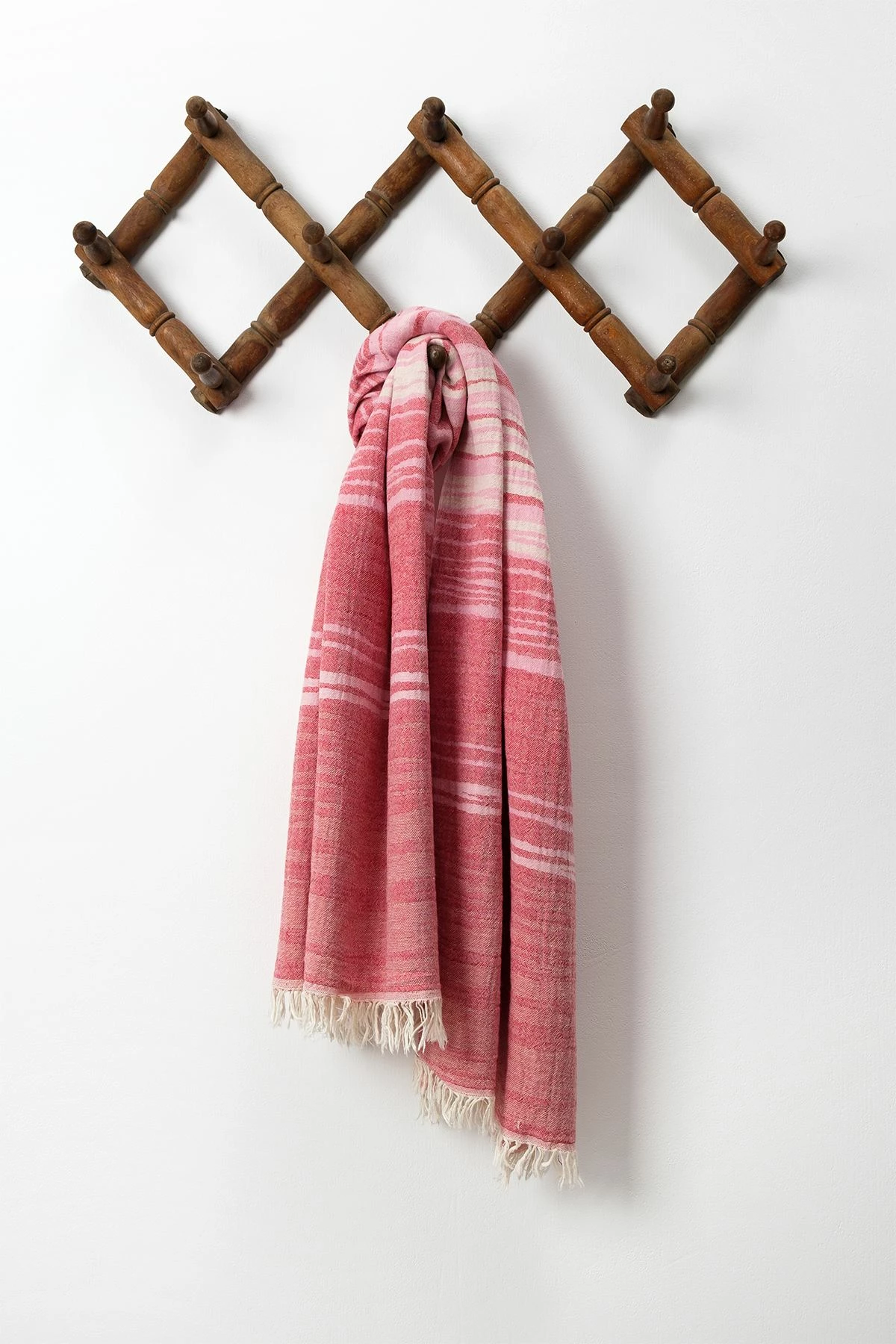 Peshqir plazhi Fouta Mijölnir, Bali, i kuq dhe rozë