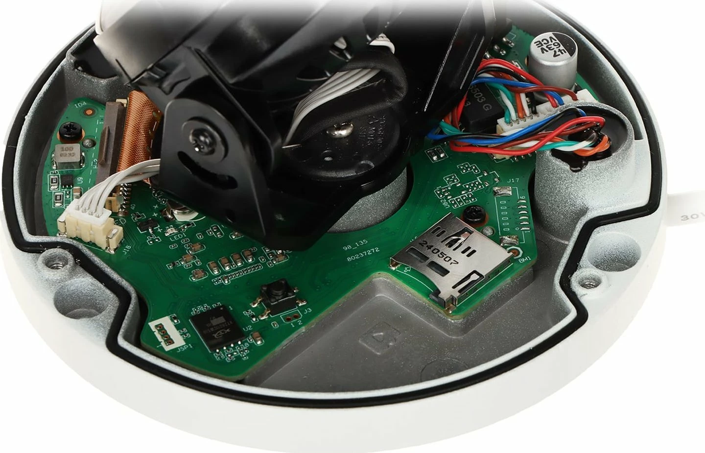 Kamerë IP dome vandal-proof Dahua IPC-HDBW2849E-S-IL-0280B WizSense Smart Dual Light 8.3MP 4K UHD lente 2.8mm, e bardhë