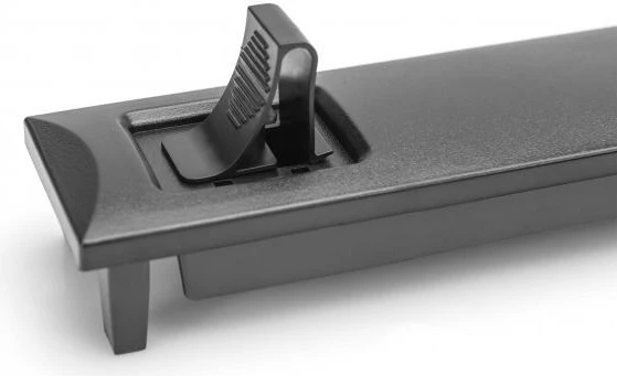 Paneli i zbrazët 1U, snap-in për kabinetet e rrjetit dhe serverëve