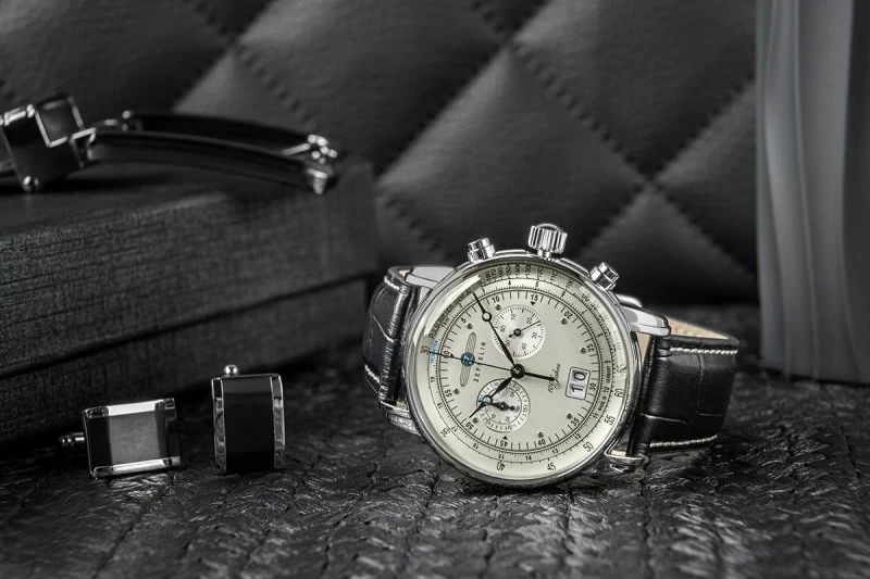 Orë dore për meshkuj Zeppelin, e zezë