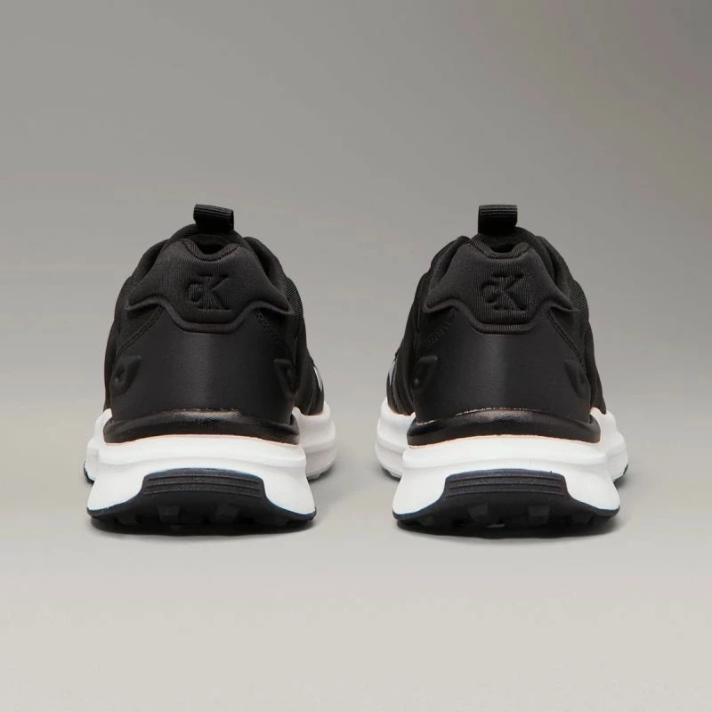 Atlete femra Calvin Klein LOW CUT LACE-UP SNEAKERS V3X9-83010-1464999, të zeza [Madhësia: 36]