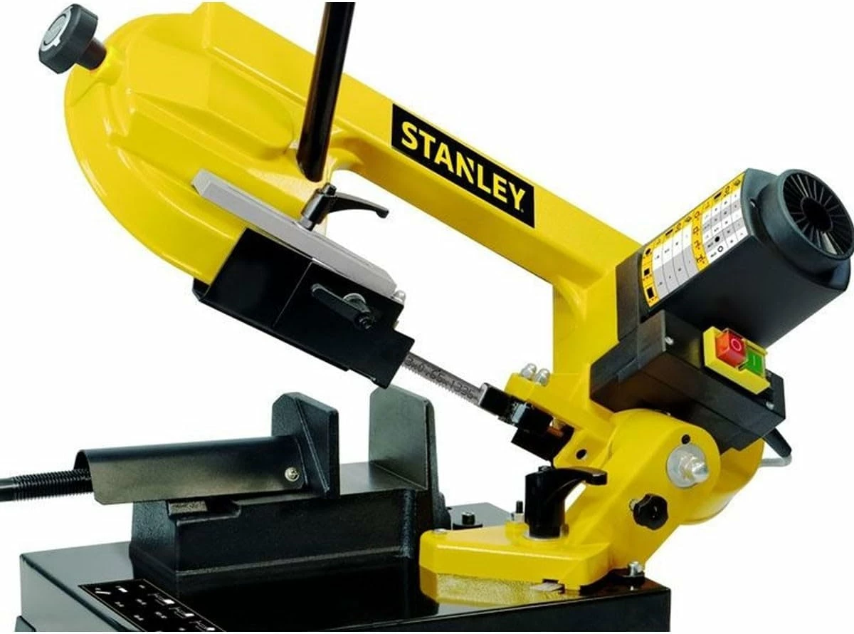Sharrë shirit për metal Stanley SXBW105E 750W 105mm