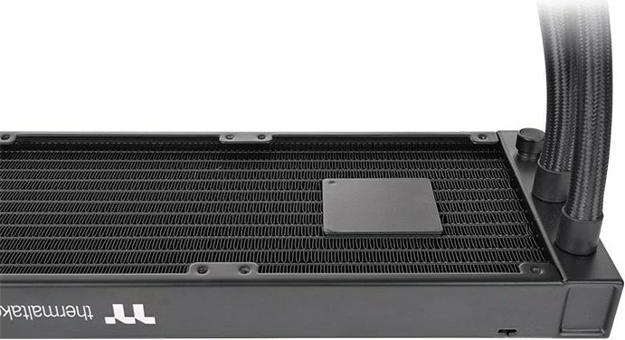 Kasë ftohje me lëng Thermaltake AW420, 3x140mm, e zezë