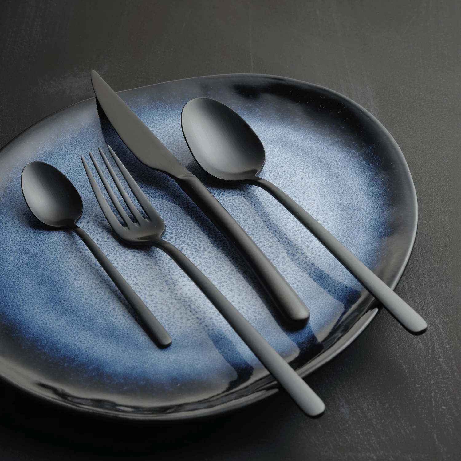 Lugë ëmbëlsire OVE Amarone 184 mm e zezë, set 12 copë