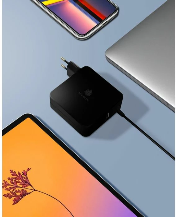 Karikues USB-C PD ICYBOX IB-PS101-PD 90W me portë USB-A, kabllo e integrume 1.8m, e zezë