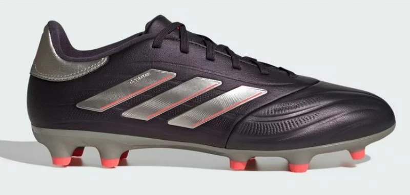 Çizme futbolli adidas për meshkuj dhe fëmijë, të zeza