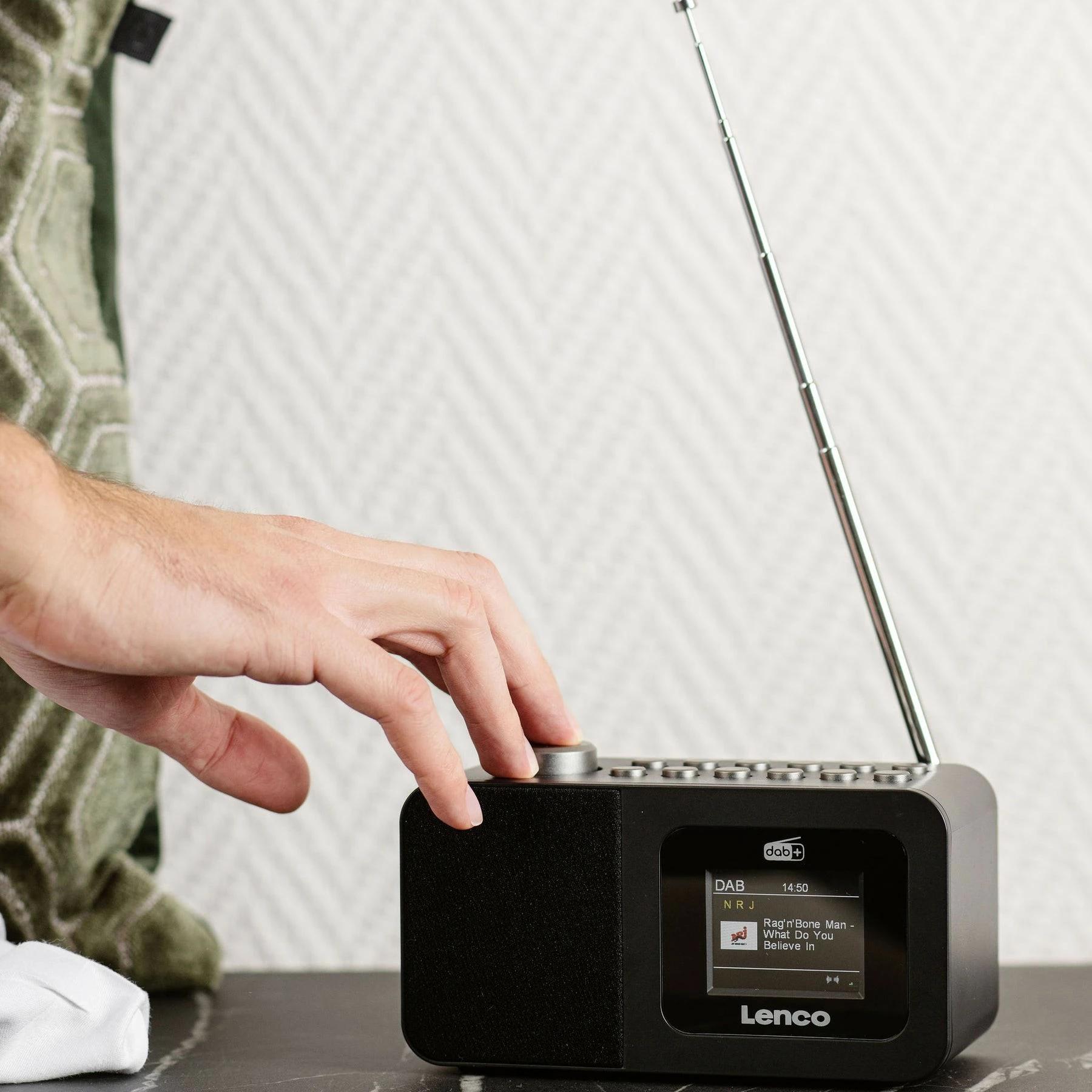 Radio Lenco CR-625BK, DAB+, FM, e zezë