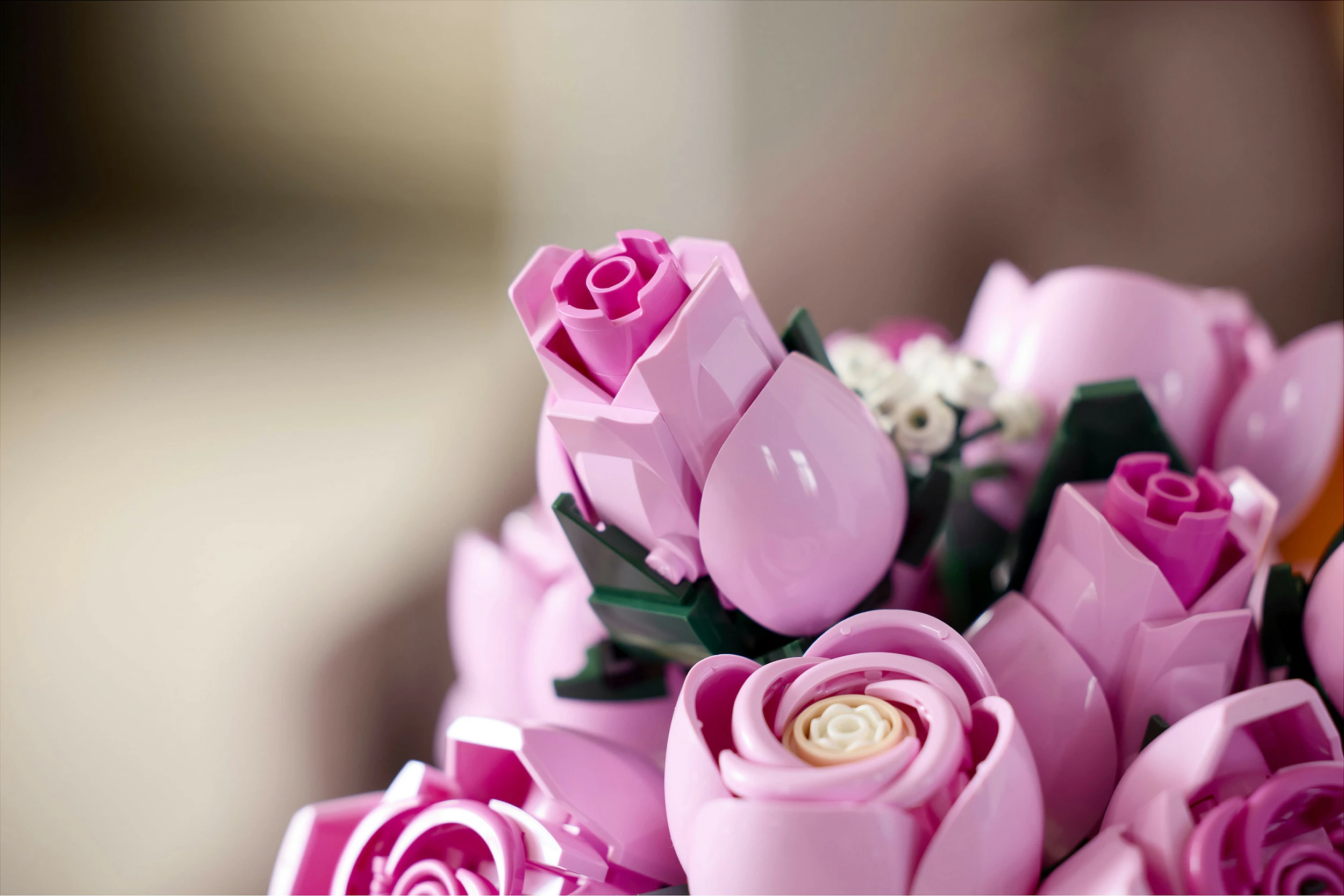 Set ndërtimi LEGO Botanicals 10374 Buqetë Trëndafilash Roze, 789 copë, 18+, multikolor
