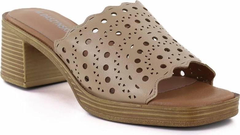 Shapka me takë për femra M.Daszyński MR2598-7, bezhë