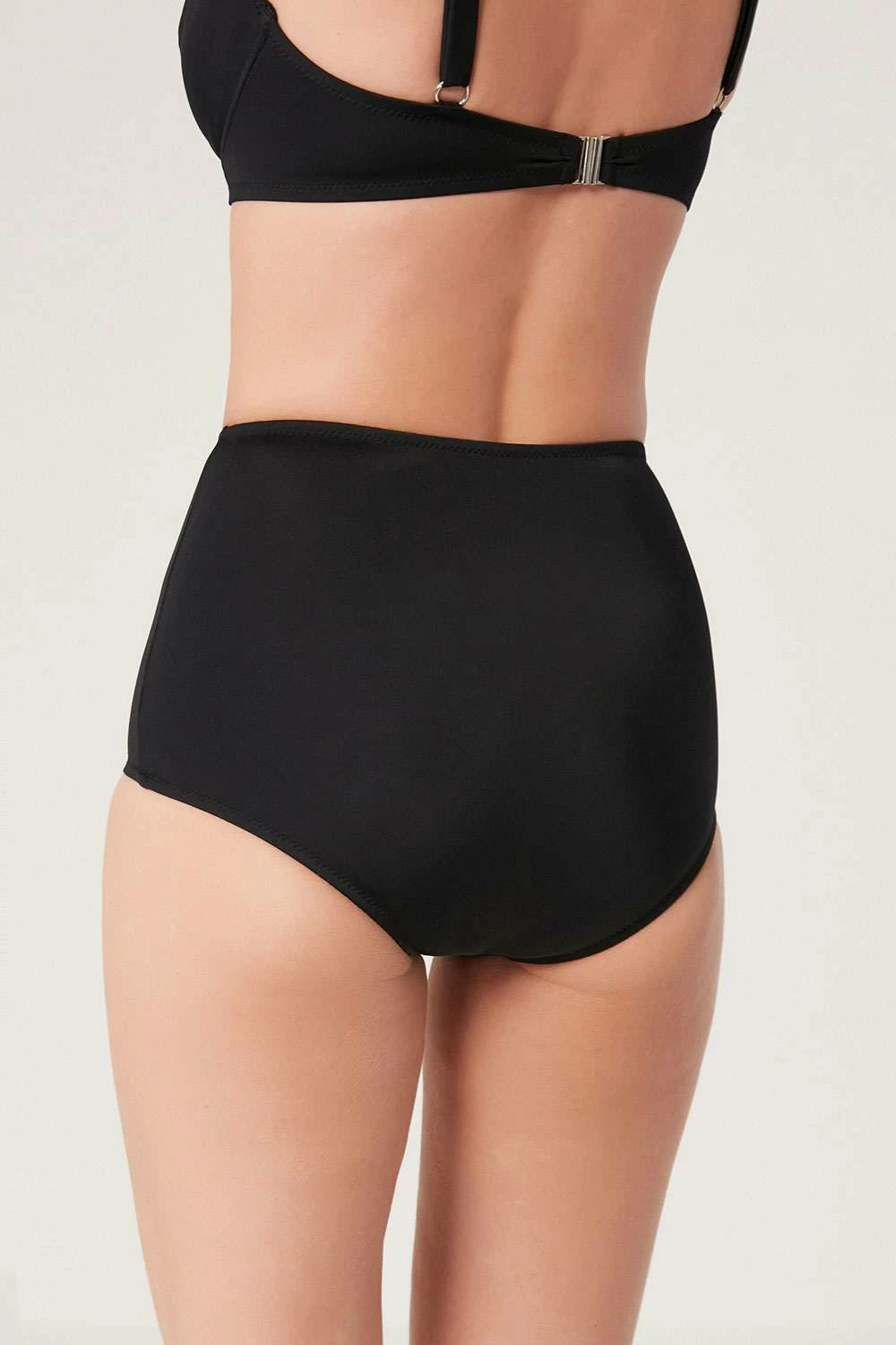 Bikini bottom i zi Jumeon, Alber