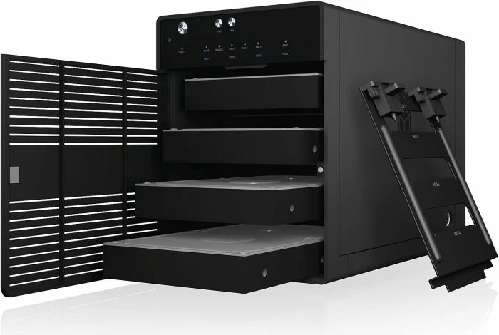 Kasë e jashtme 4-bay për HDD/SSD ICYBOX IB-3740-C31, USB-C USB 3.2 Gen 2 10Gbps, SATA 2.5\u201d/3.5\u201d, SINGLE/JBOD, me ventilator 80mm, e zezë, set