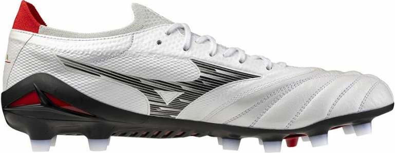 Atlete futbolli për meshkuj Mizuno, të bardha