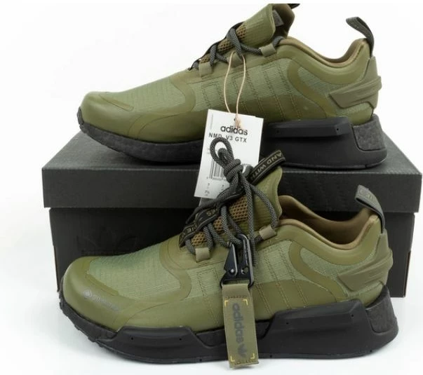 Atlete për meshkuj adidas, të gjelbra