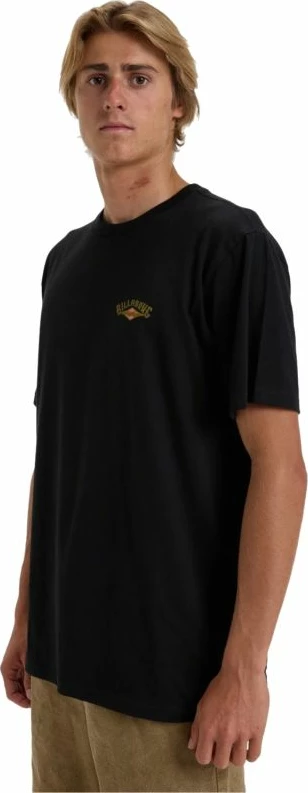 Maicë Billabong, e zezë