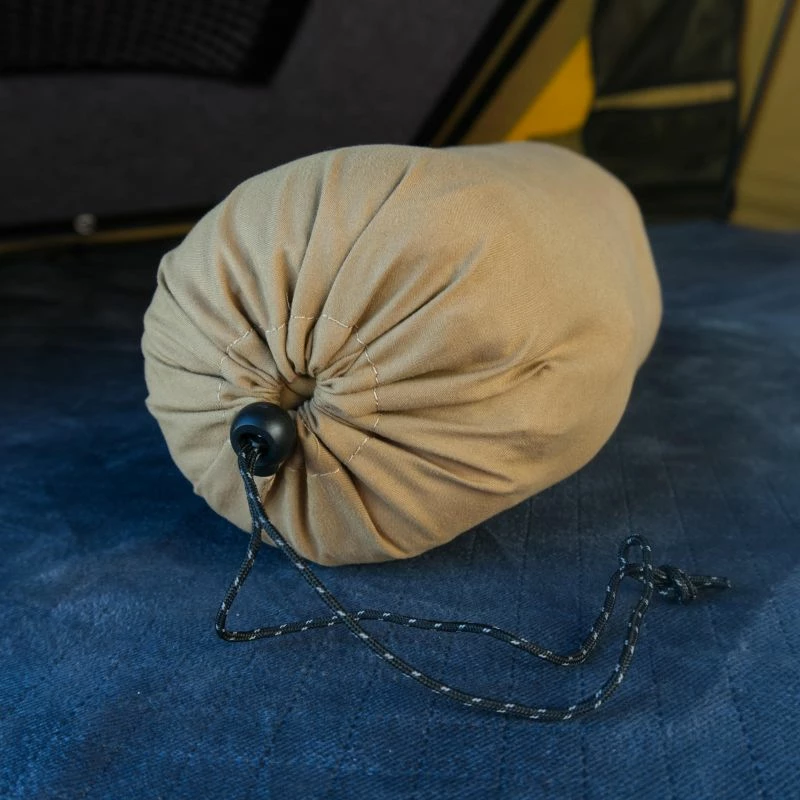 Jastëk kampingu Offlander