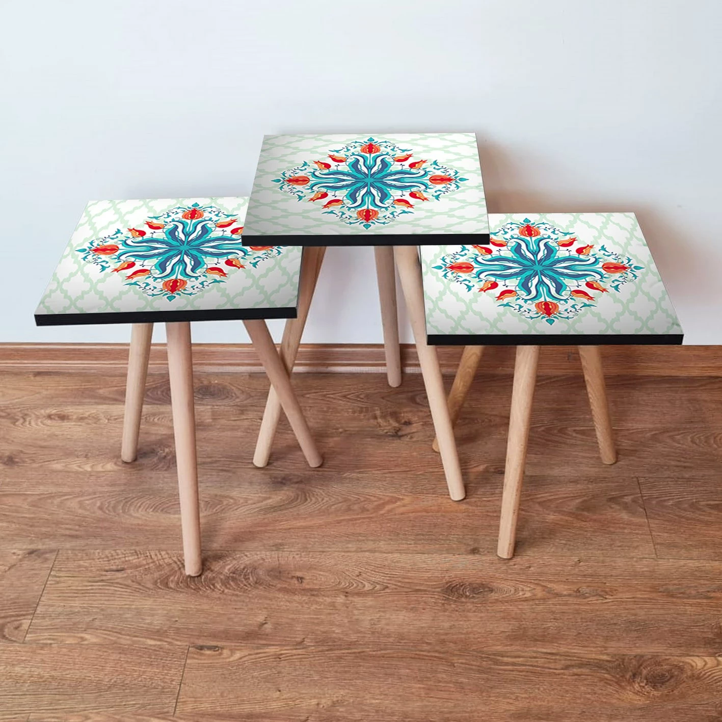 Set tavolinash ndihmëse, 3 copë, Skye Decor, shumëngjyrëshe, 3Shp143