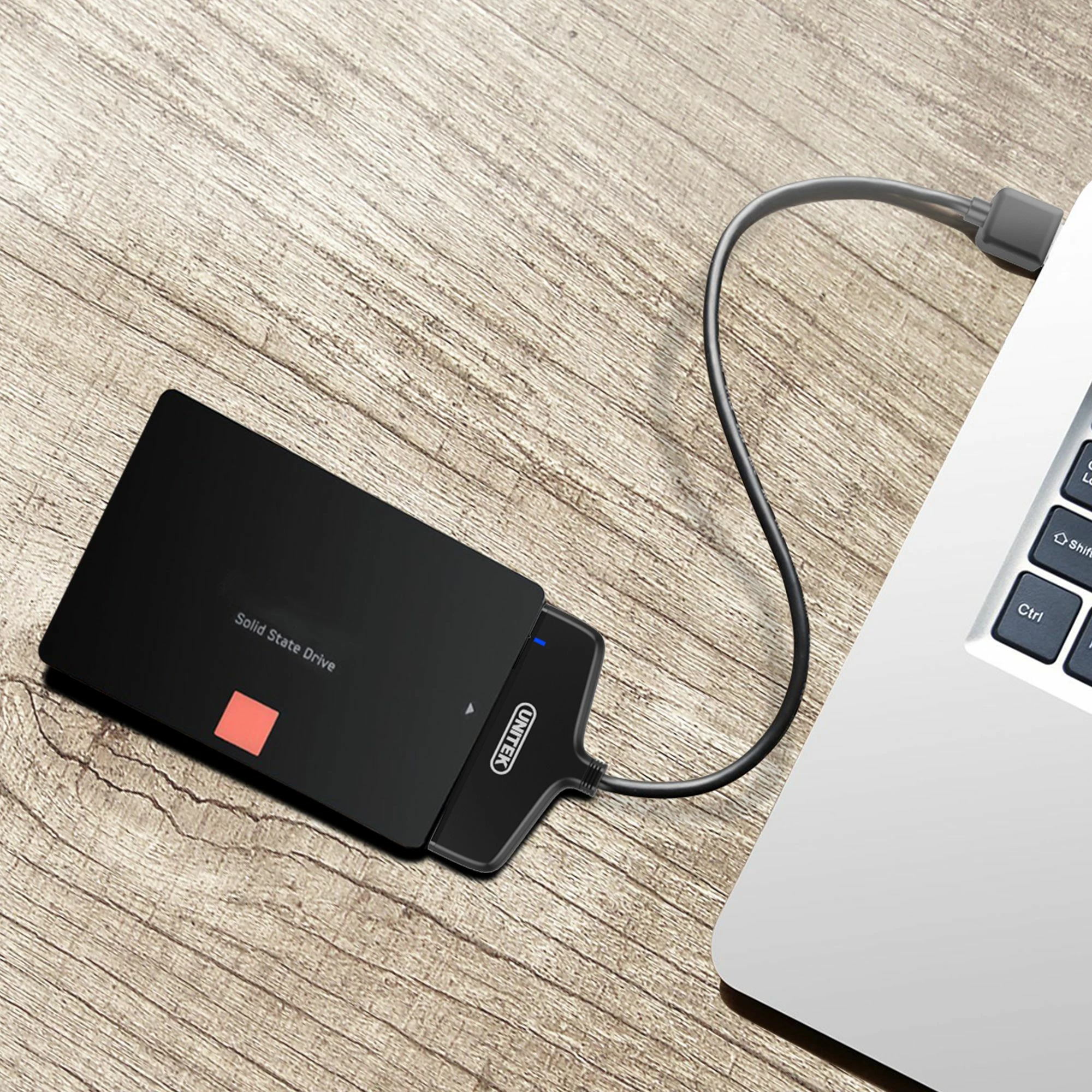 Adapter USB 3.0 në SATA III Unitek Y-1096 për HDD/SSD 2.5", i zi