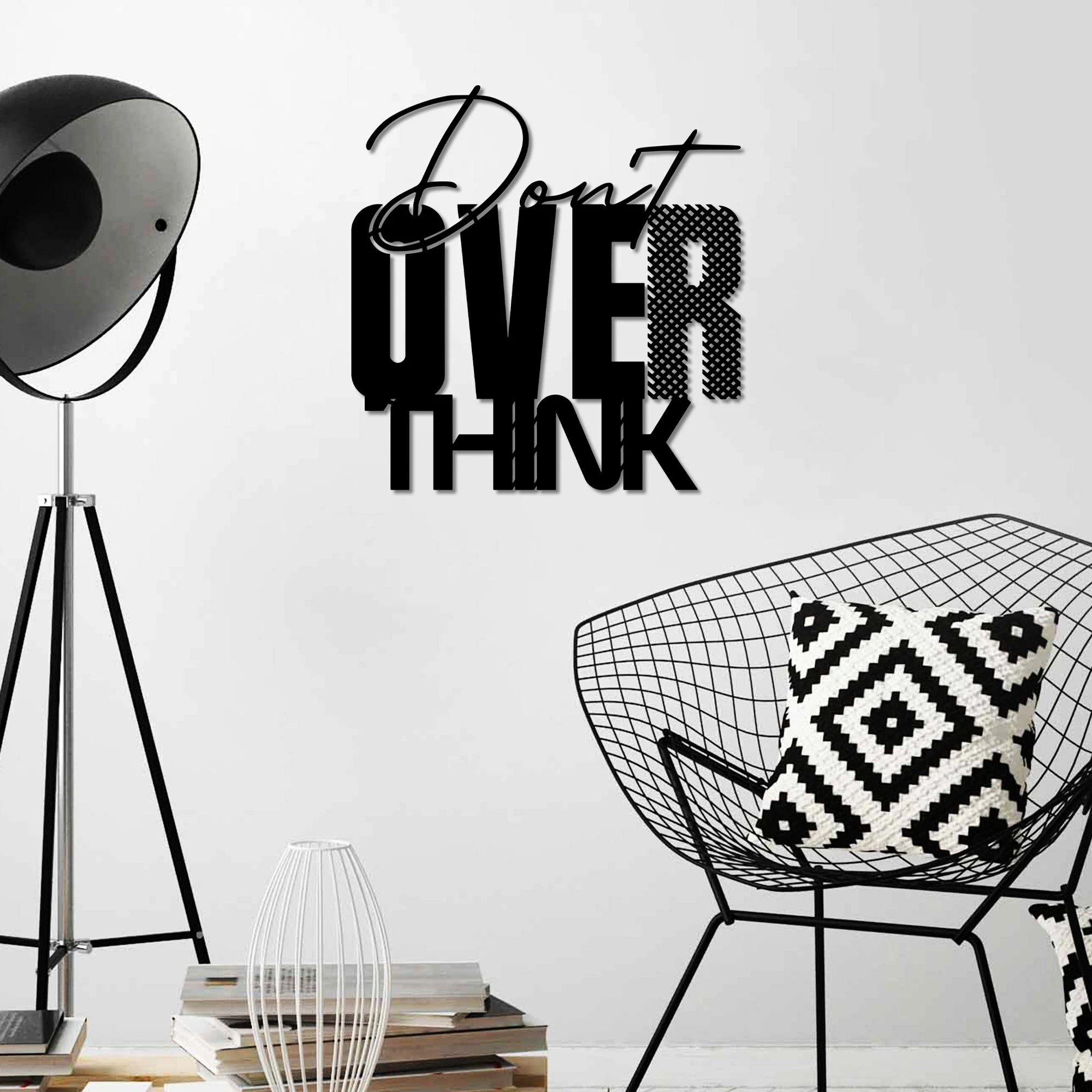 Aksesor dekorativ metalik për mur, 'Don't Overthink', ngjyrë e zezë, 52x54cm